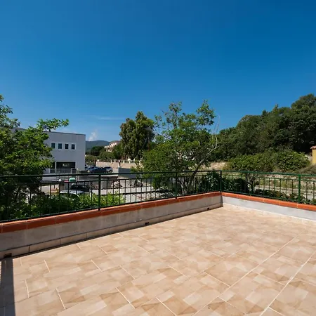 Casa Biancaneve 아파트 *